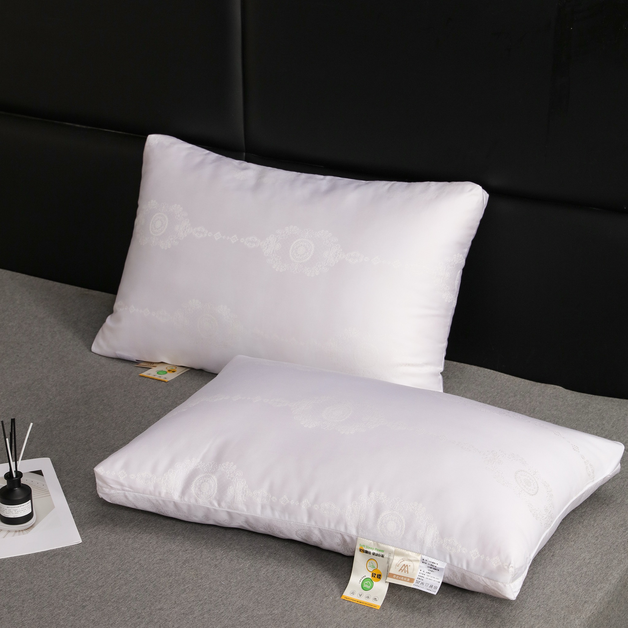 ROPA DE CAMA-ALMOHADA-06 {TPCAE_SPLIT_1} - Imagen {TPCAE_SPLIT_2}